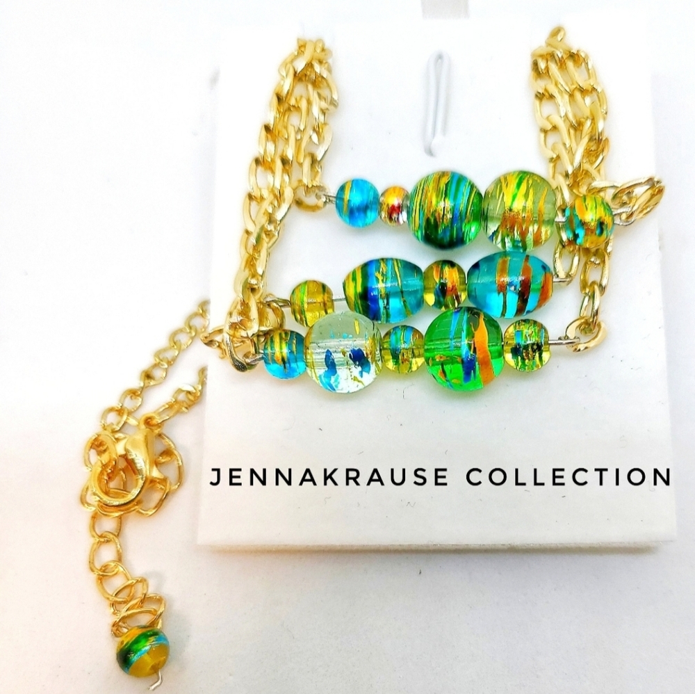 🆕️ Green Confetti Glass Necklace a1